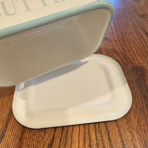 Crofton enamel Butter Dish with Lid - Picture 2 of 2